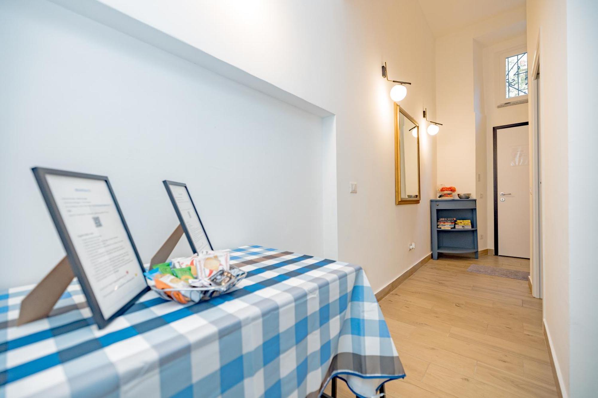 Barbara'S House - Milano Navigli - 2 Km From Duomo Apartment Ngoại thất bức ảnh